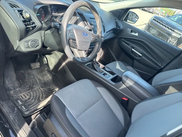 Used 2017 Ford Escape SE AWD/4WD image 6