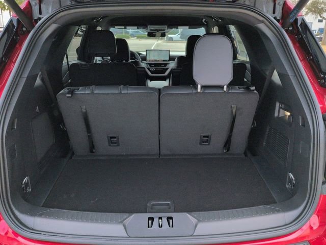New 2026 Ford Explorer ST-Line w/ ST-Line Street Pack RWD image 13