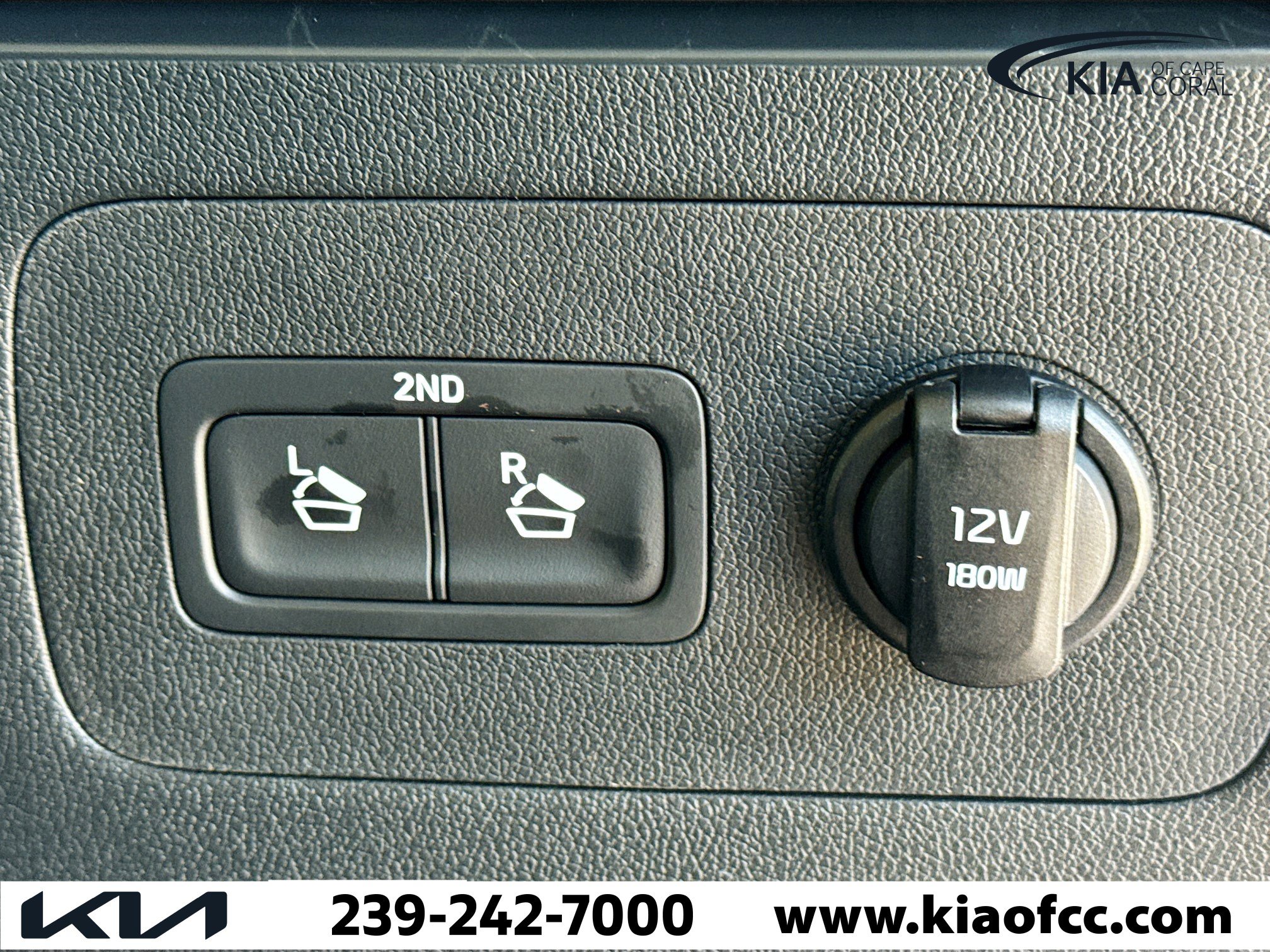 New 2026 Kia Sorento S image 12