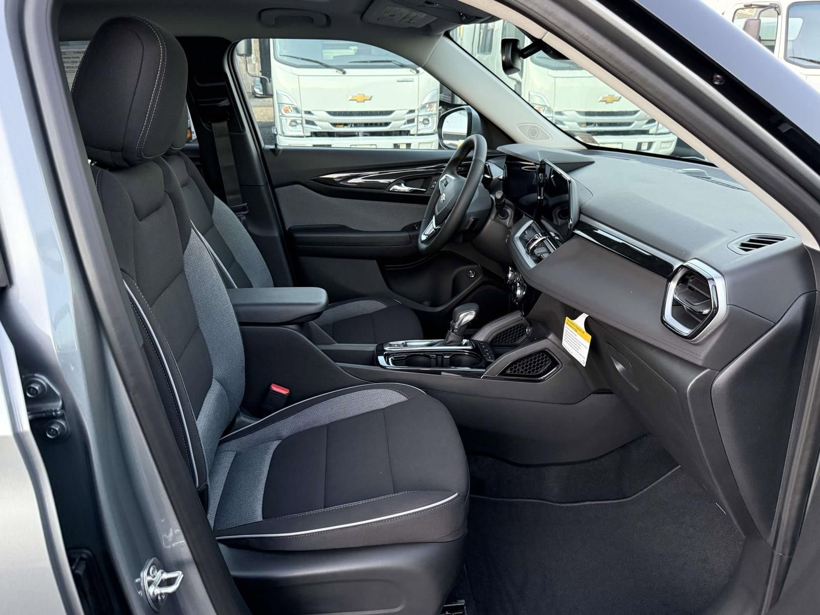 New 2026 Chevrolet TrailBlazer LT w/ Convenience Package AWD/4WD image 24