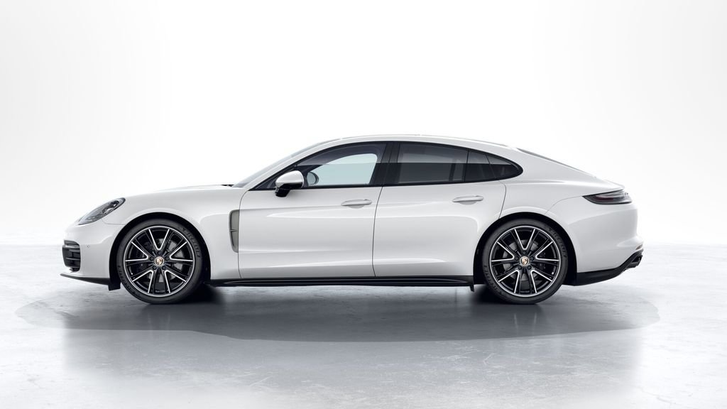 Certified 2023 Porsche Panamera 4 Platinum Edition image 2