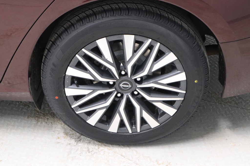 Certified 2024 Nissan Altima 2.5 SV image 18