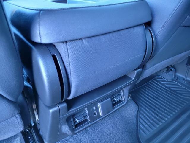 Used 2024 Chevrolet Silverado 1500 LT AWD/4WD image 31