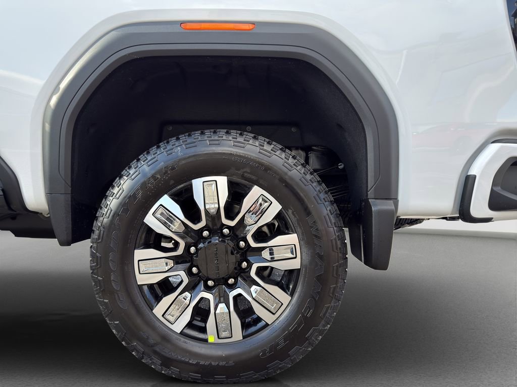 New 2026 GMC Sierra 2500 Denali w/ Denali Reserve Package AWD/4WD image 12