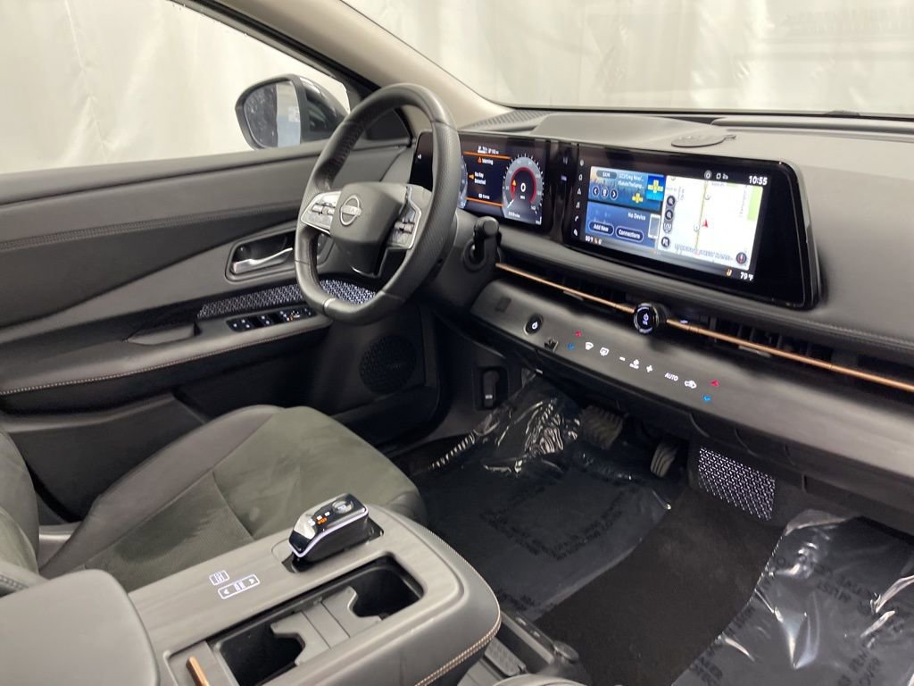 Used 2023 Nissan Ariya AWD image 28