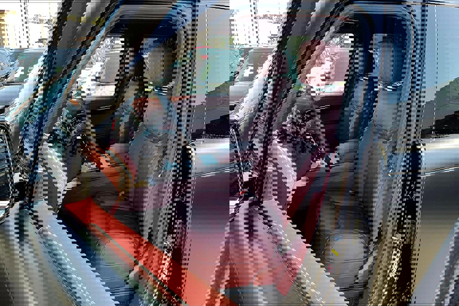 New 2026 Land Rover Range Rover SE image 14