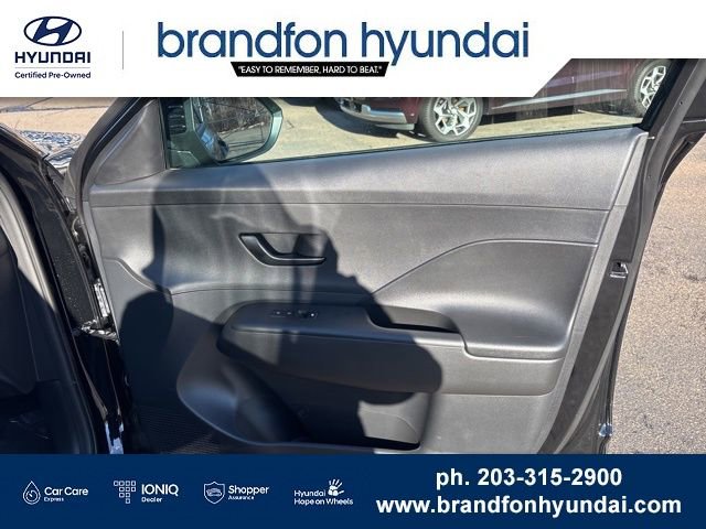 Certified 2026 Hyundai Kona SE AWD/4WD image 8