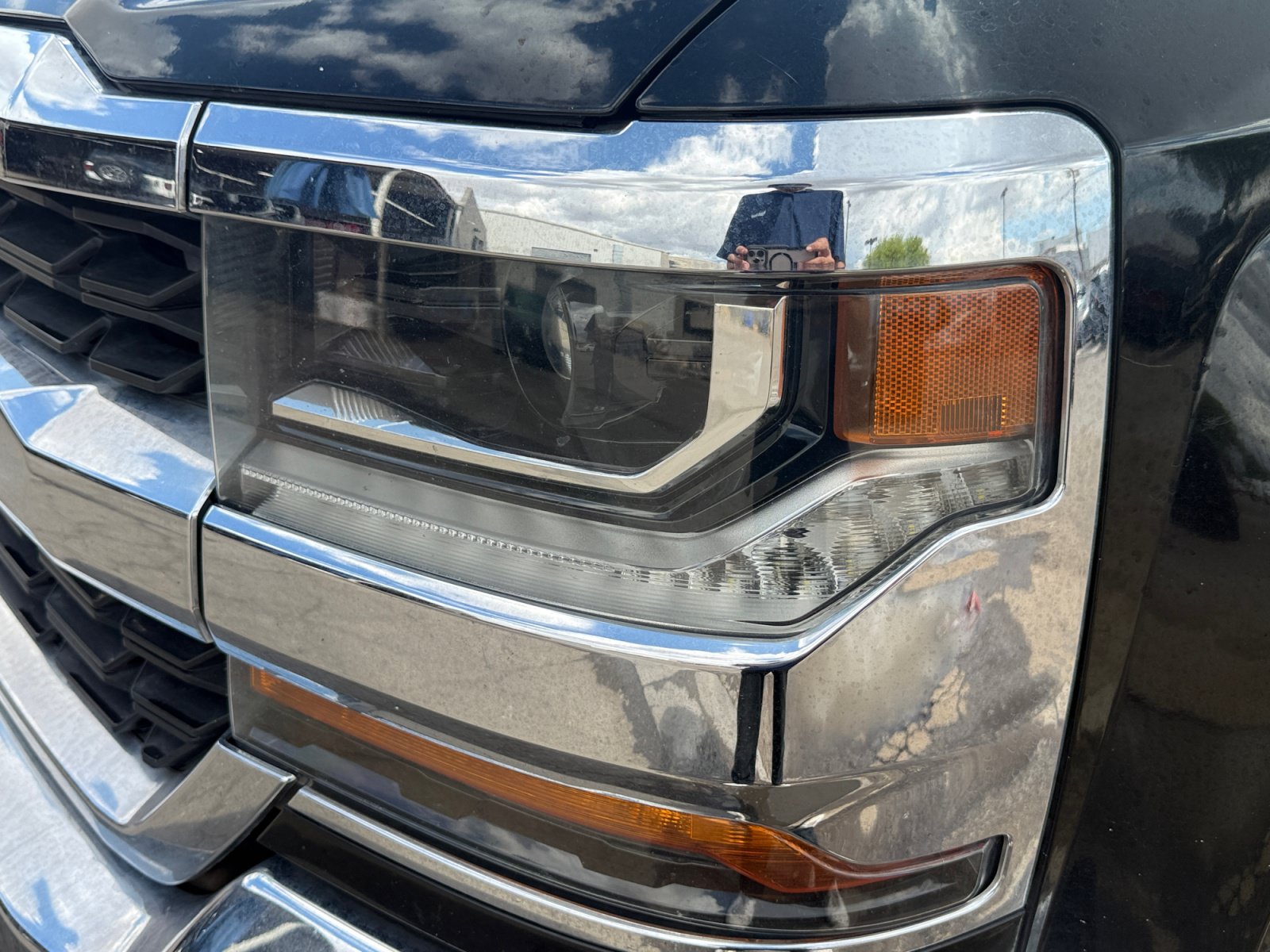 Used 2017 Chevrolet Silverado 1500 LT w/ Texas Edition RWD image 8