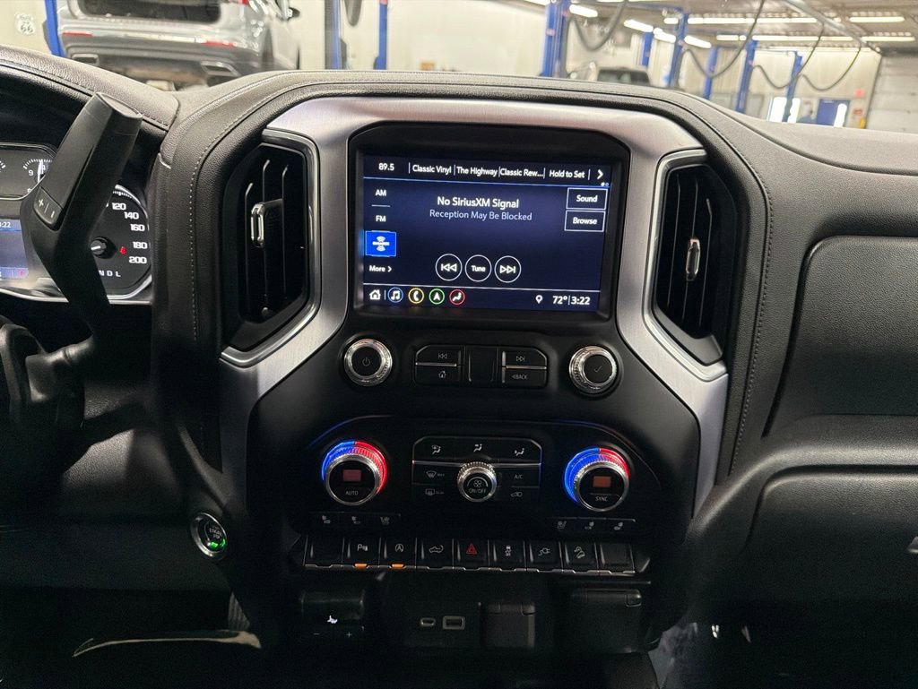 Used 2019 GMC Sierra 1500 SLT w/ SLT Premium Package AWD/4WD image 16