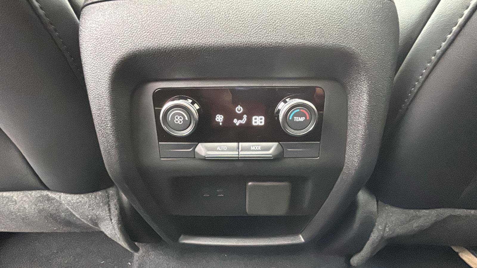 New 2026 Buick Enclave Sport Touring w/ Power Package image 29