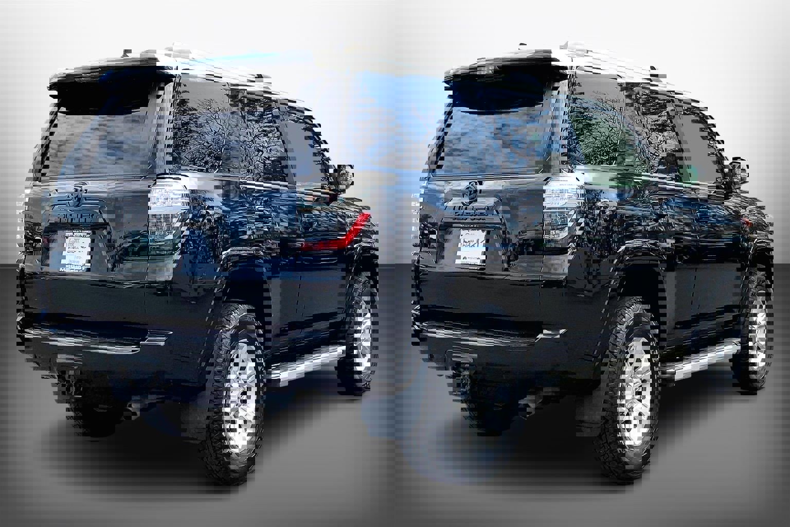 Used 2023 Toyota 4Runner SR5 Premium w/ Moonroof Package image 14