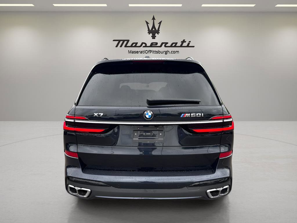 Used 2025 BMW X7 M60i image 6
