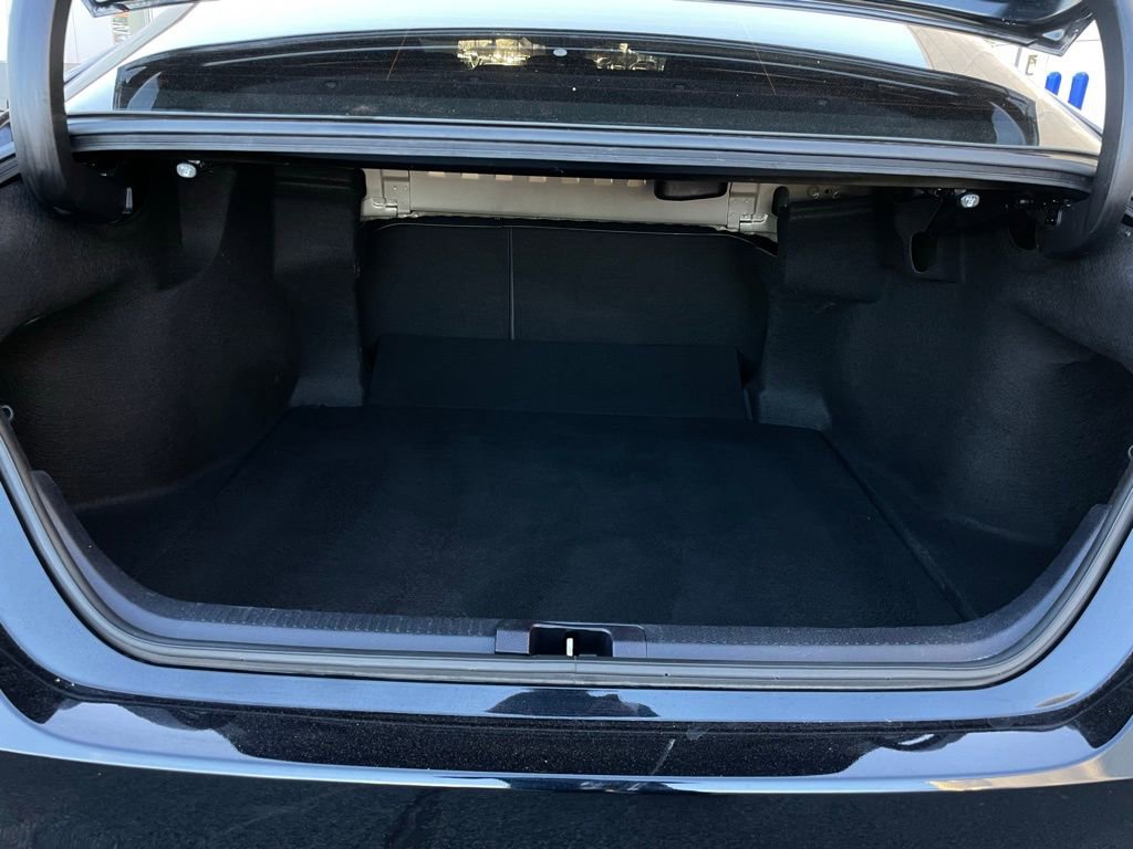 Used 2023 Toyota Camry LE image 40