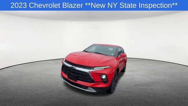 Used 2023 Chevrolet Blazer LT w/ Driver Confidence Package image 3