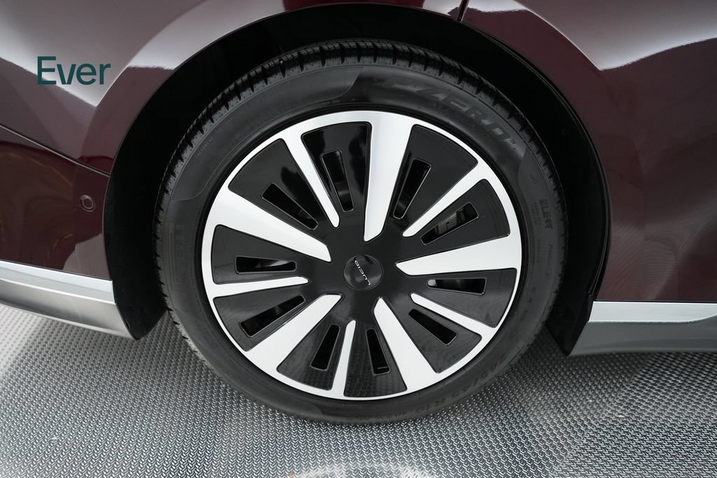 Used 2024 Lucid Air Touring AWD/4WD image 19