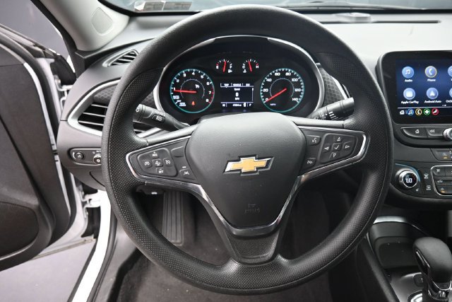 Used 2025 Chevrolet Malibu LT FWD image 20