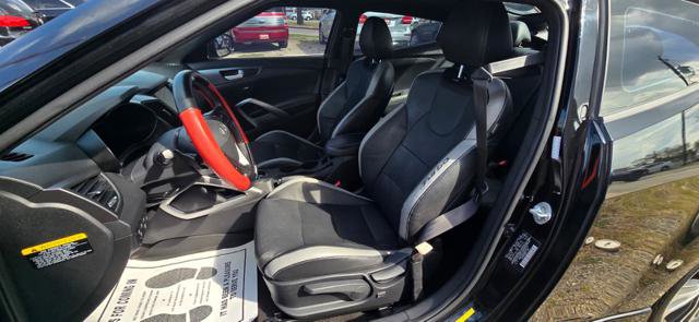 Used 2016 Hyundai Veloster Turbo w/ Option Group 04 image 17