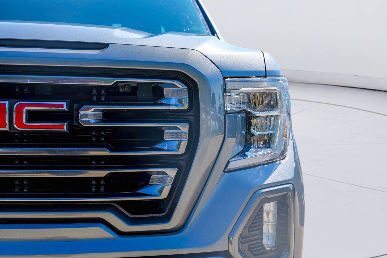 Used 2020 GMC Sierra 1500 AT4 w/ AT4 Premium Package AWD/4WD image 5