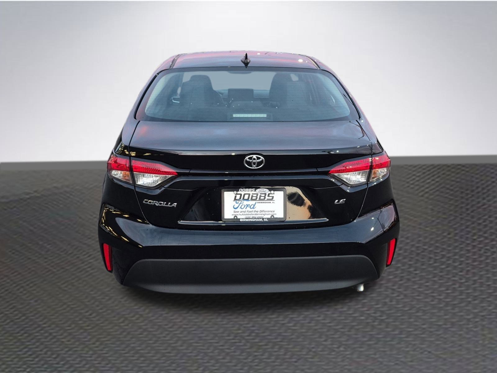 Used 2026 Toyota Corolla LE image 6