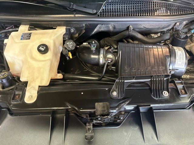 Used 2003 Chevrolet Express 1500 w/ Preferred Equipment Group 3 image 27