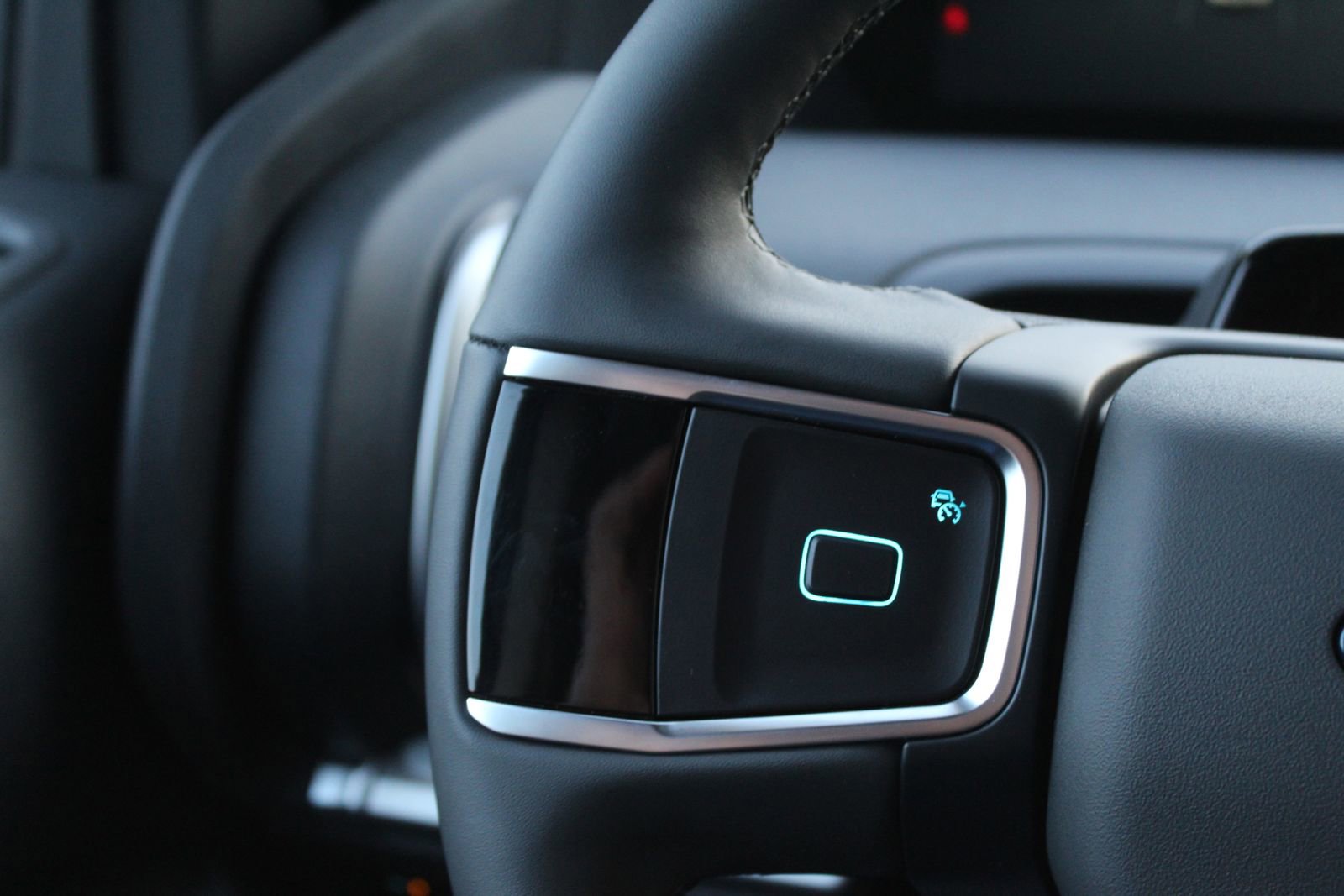 New 2025 Ford Expedition Active image 24