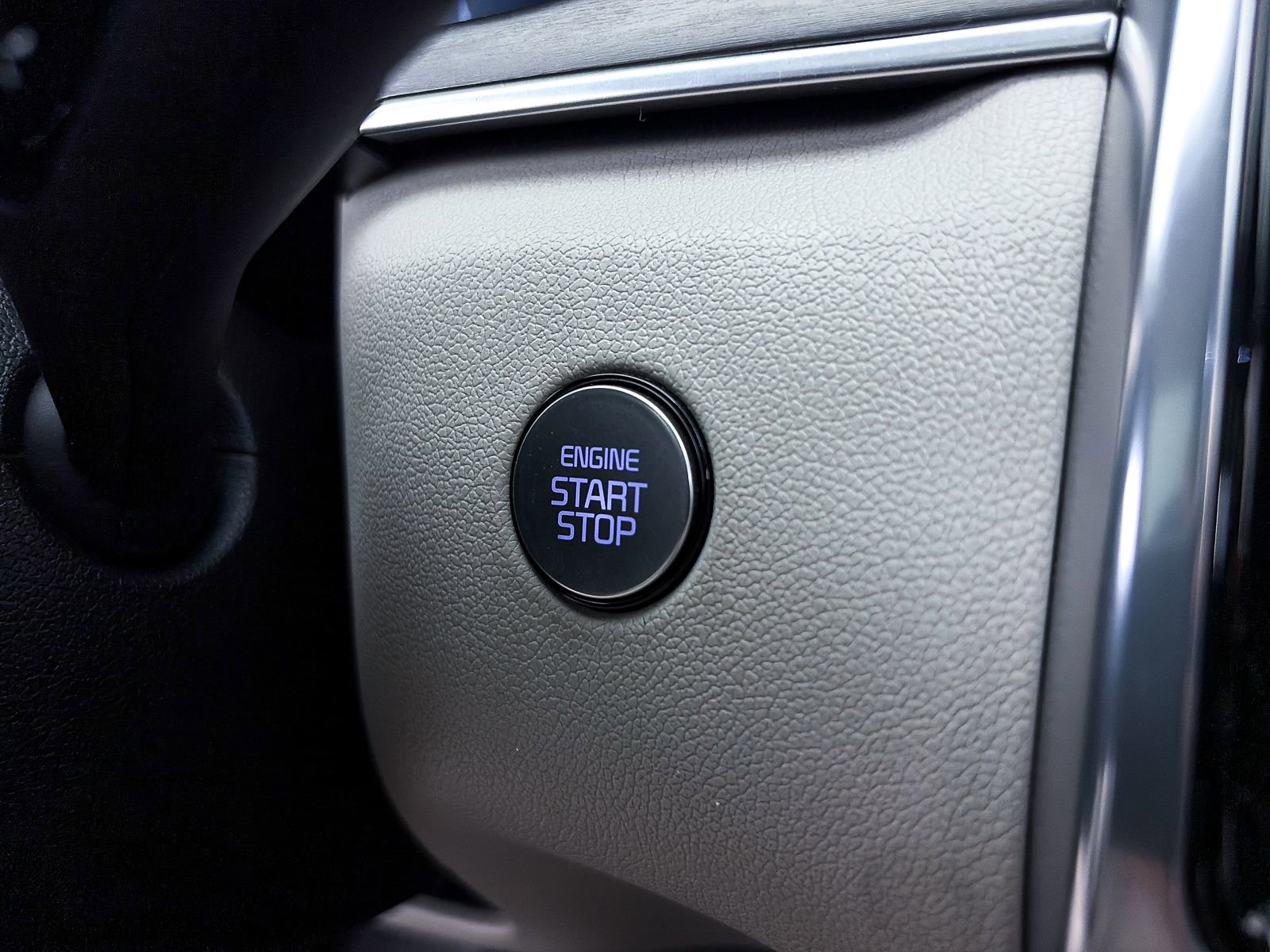 Used 2023 Kia Sorento SX AWD/4WD image 25