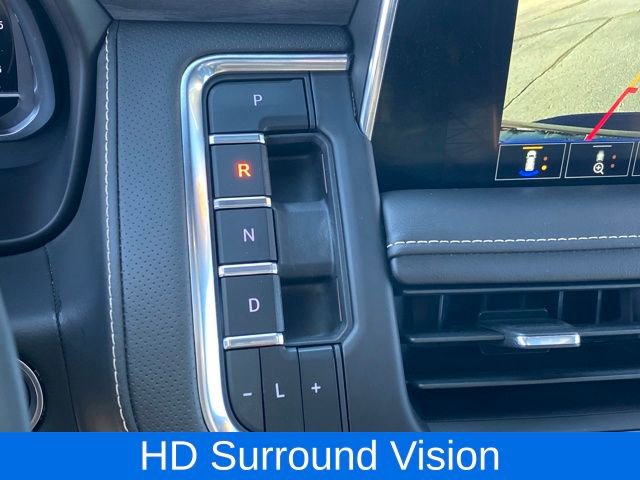 Certified 2023 GMC Yukon SLT w/ SLT Premium Package AWD/4WD image 13