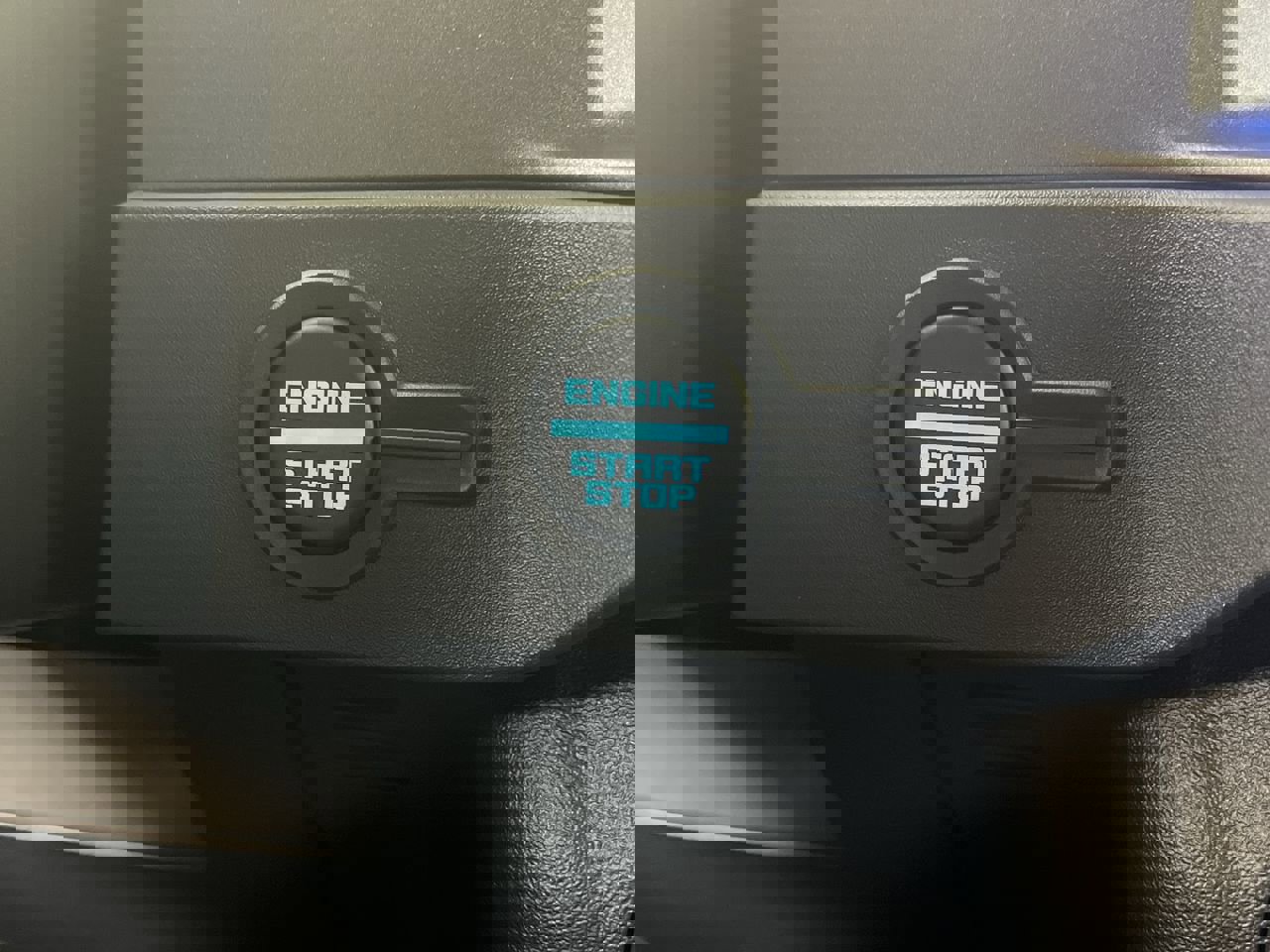 New 2025 Ford Bronco 4-Door image 17