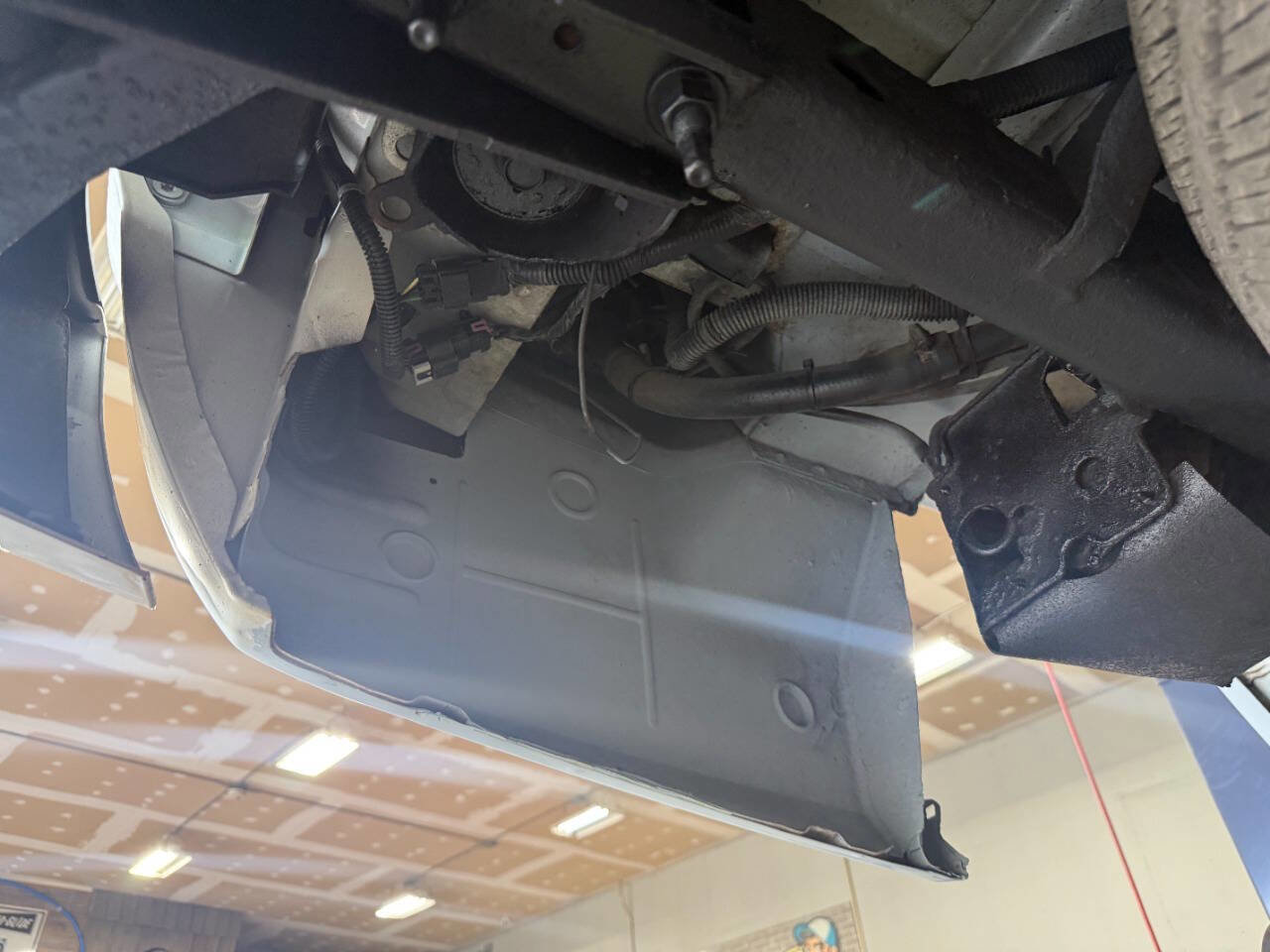 Used 2013 Chevrolet Avalanche LTZ AWD/4WD image 26