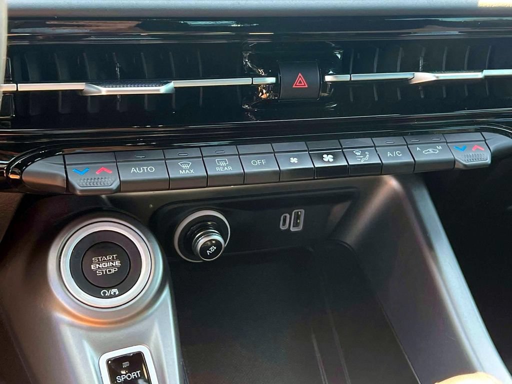Certified 2024 Dodge Hornet R/T AWD/4WD image 32