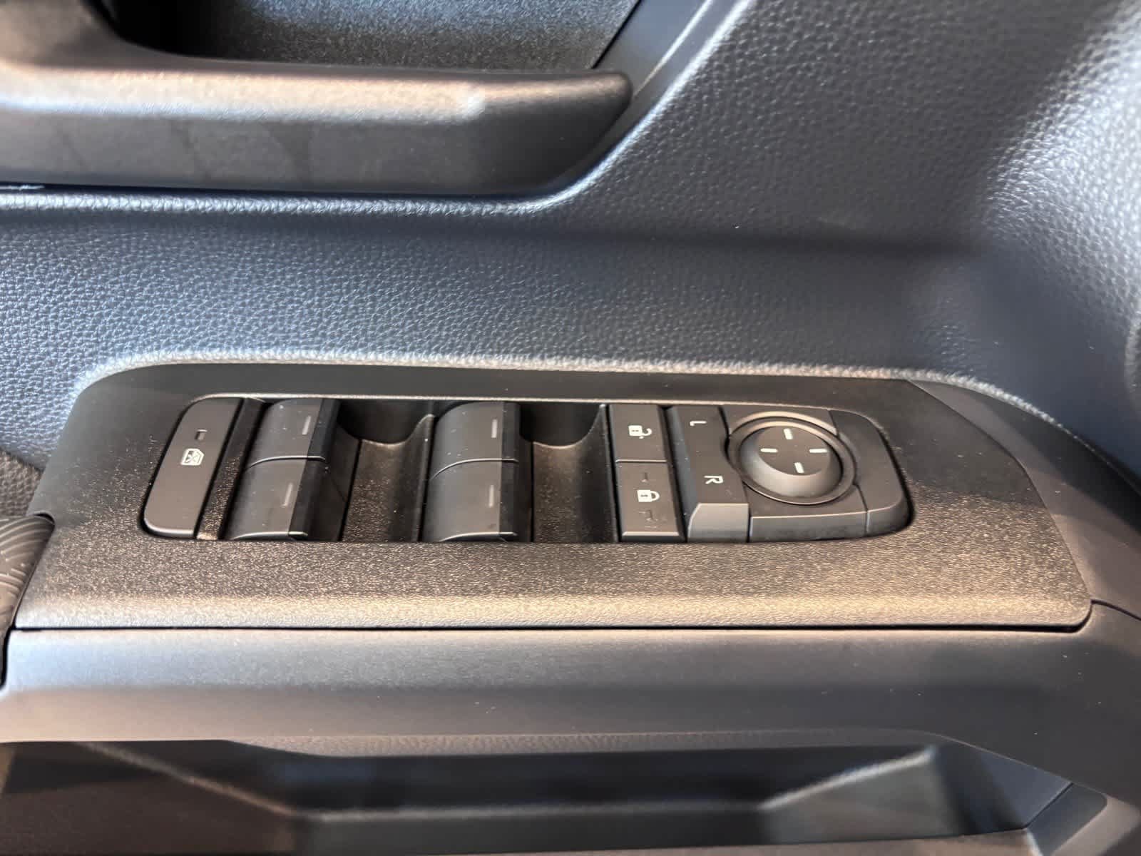 New 2026 Toyota 4Runner SR5 AWD/4WD image 14