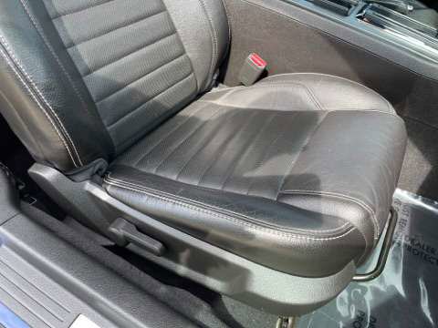 Used 2010 Ford Mustang Coupe image 53