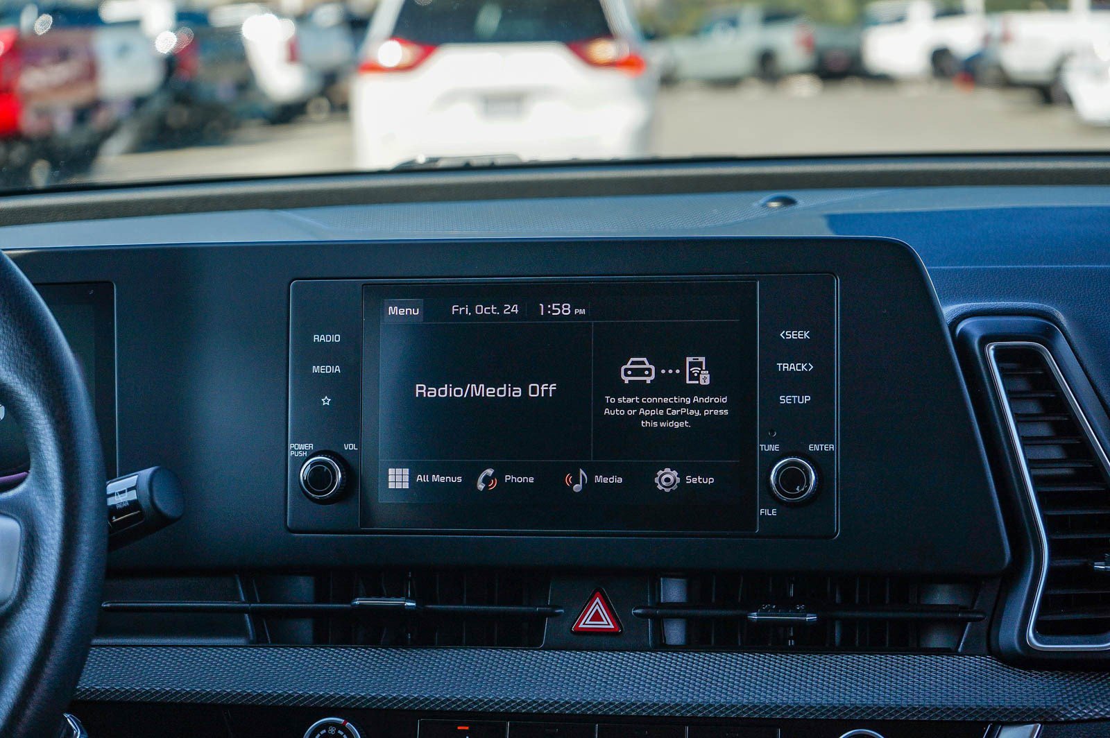 Used 2024 Kia Sportage LX image 13