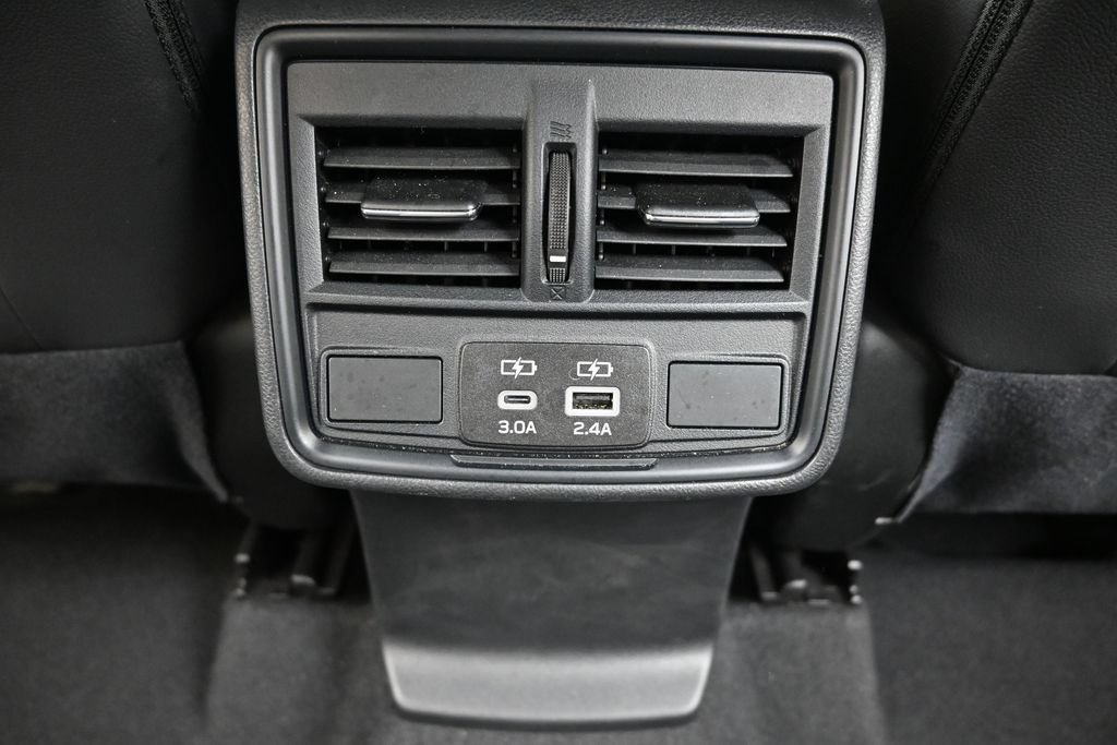 Certified 2025 Subaru Forester Premium AWD/4WD image 17