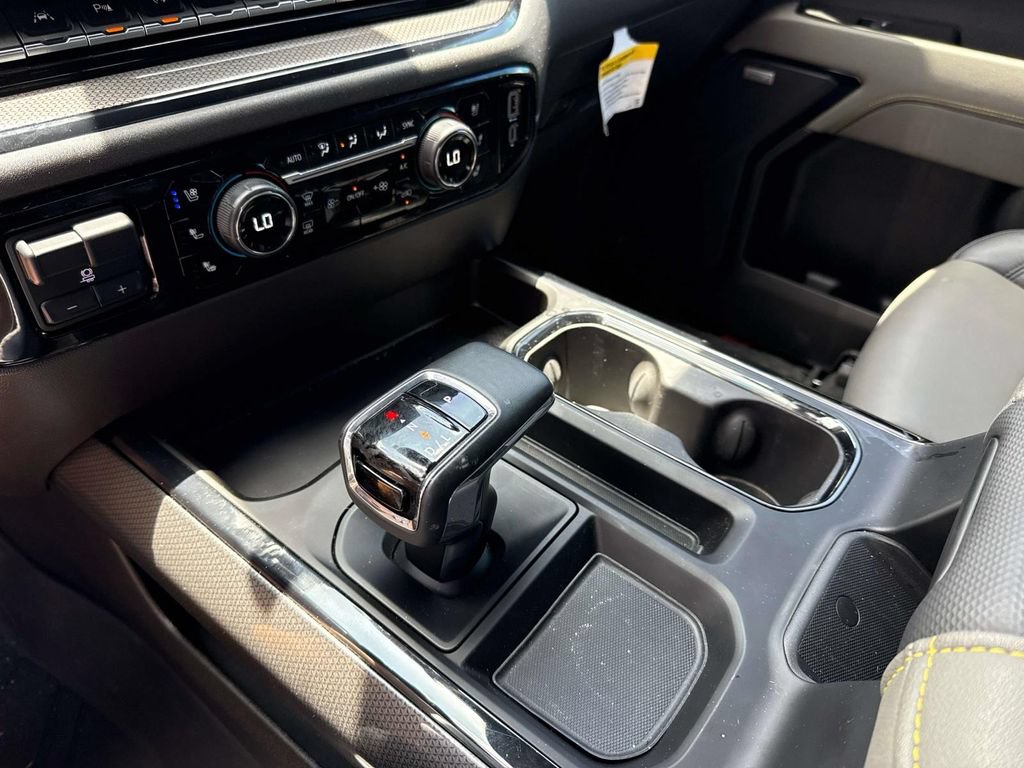 Used 2025 Chevrolet Silverado 1500 ZR2 w/ Technology Package AWD/4WD image 29