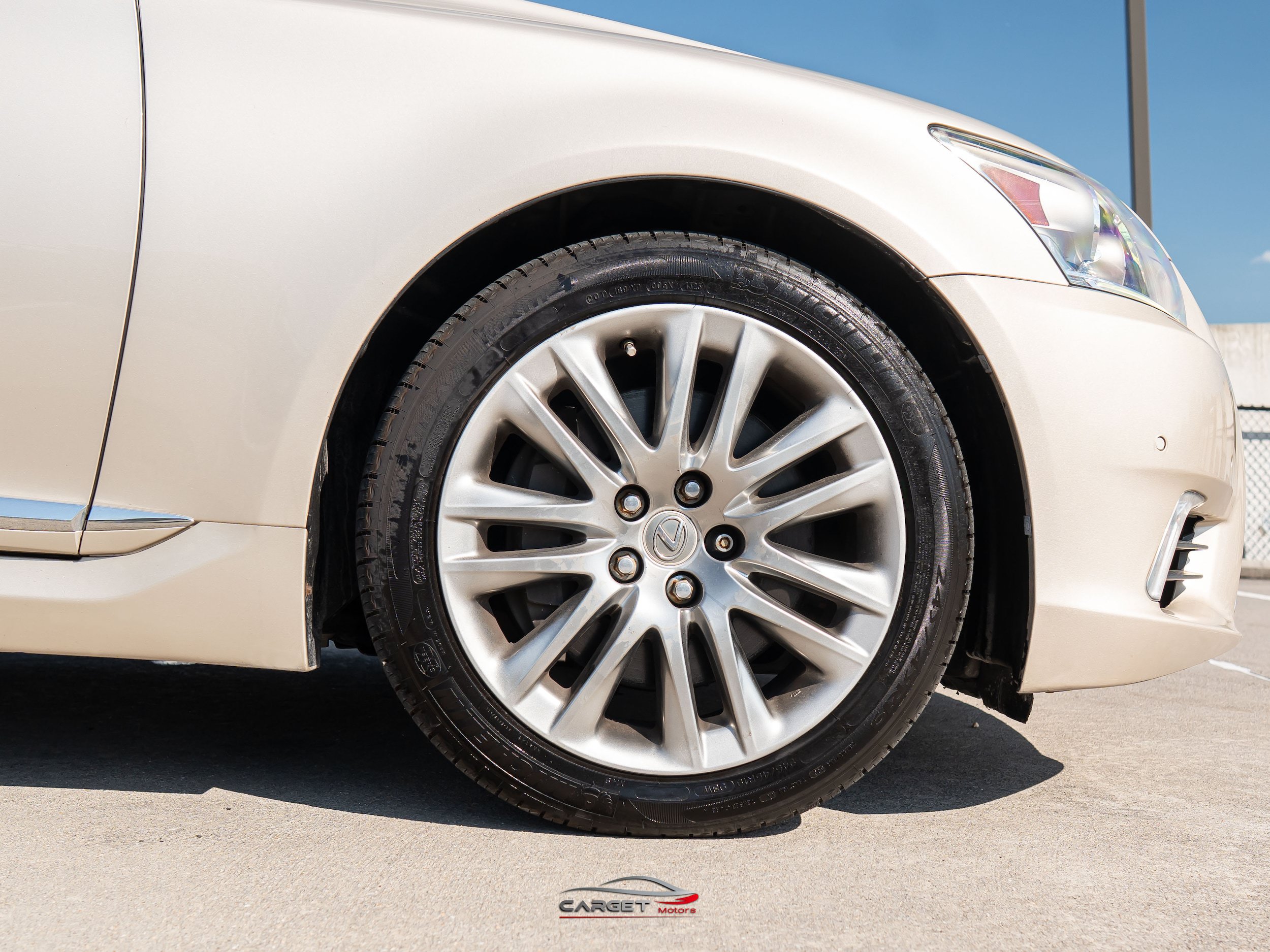 Used 2015 Lexus LS 460 AWD w/ Comfort Package image 9