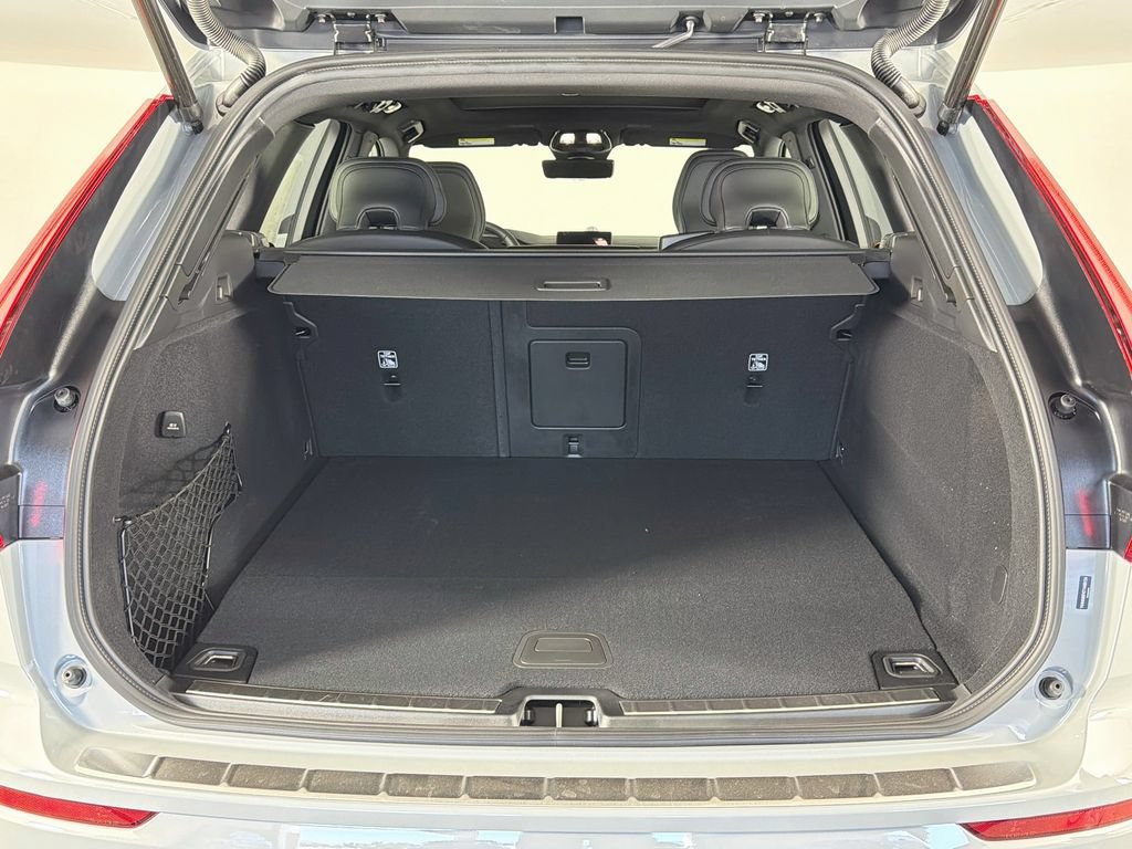 New 2026 Volvo XC60 T8 Polestar w/ Protection Package Premier AWD/4WD image 27