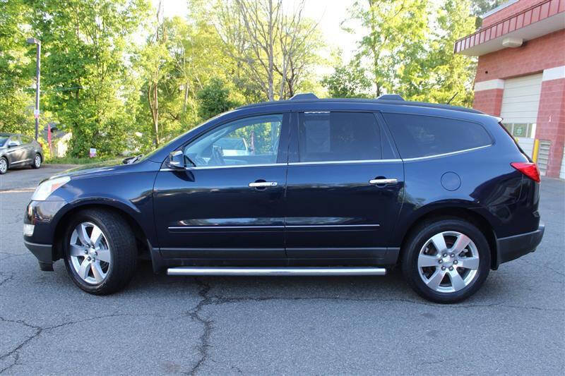 Used 2011 Chevrolet Traverse LTZ w/ LPO, 'HIT The Road' Package AWD/4WD image 2