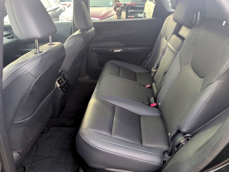 Used 2024 Lexus RX 350 FWD w/ Technology Package image 9