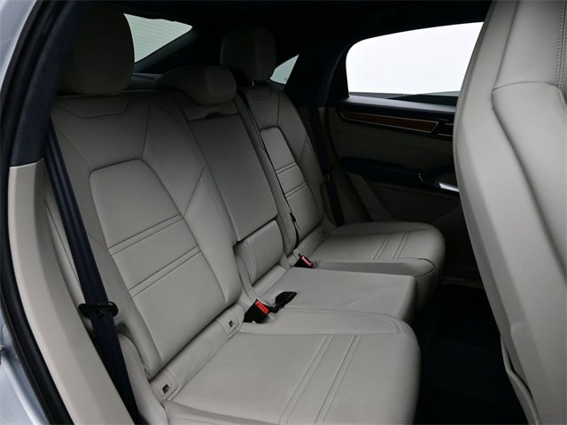 Used 2022 Porsche Cayenne Turbo image 13