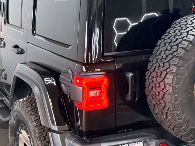 Certified 2024 Jeep Wrangler Unlimited Rubicon 392 w/ Dual Top Group AWD/4WD image 10