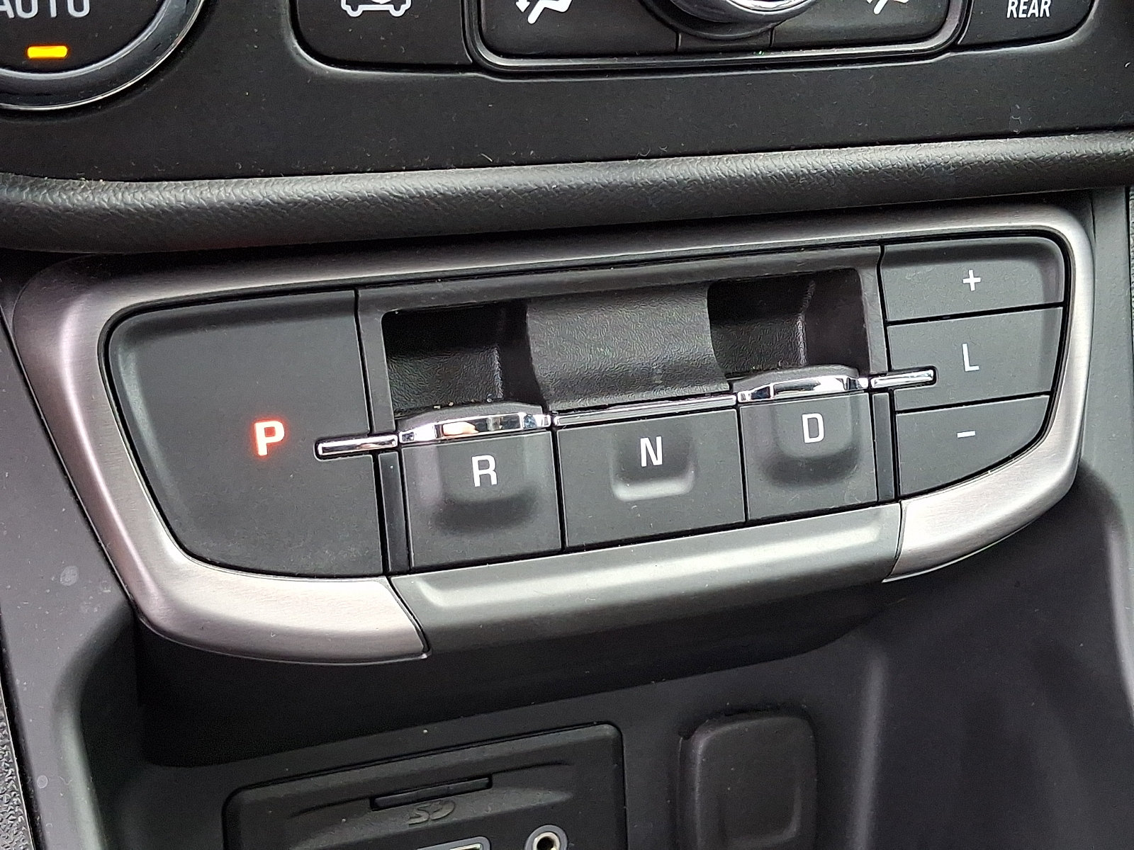 Used 2023 GMC Terrain AT4 w/ Infotainment Package II AWD/4WD image 16
