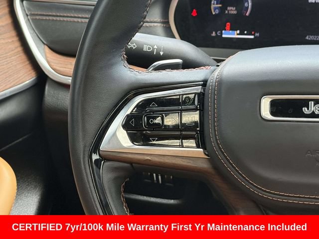 Used 2023 Jeep Grand Cherokee Summit AWD/4WD image 25