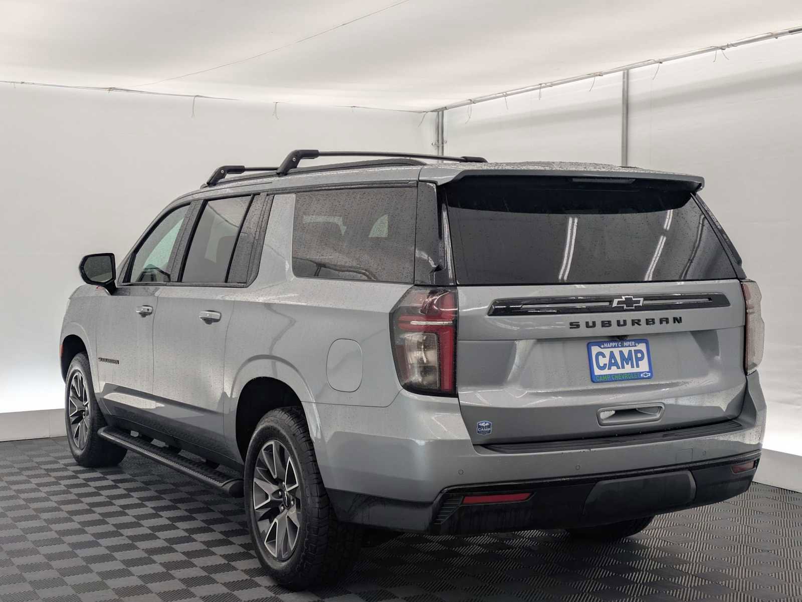 Used 2024 Chevrolet Suburban Z71 AWD/4WD image 4