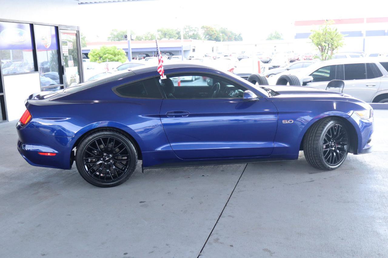 Used 2016 Ford Mustang GT w/ GT Performance Package RWD image 4