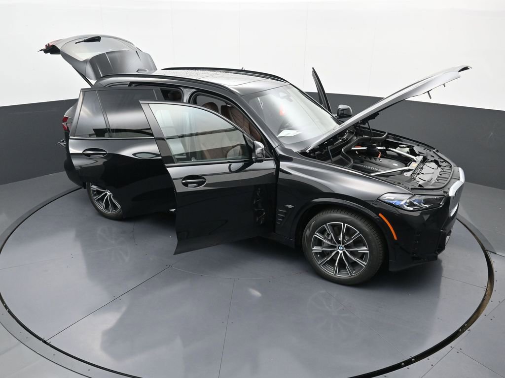 New 2026 BMW X5 xDrive50e w/ M Sport Package image 41