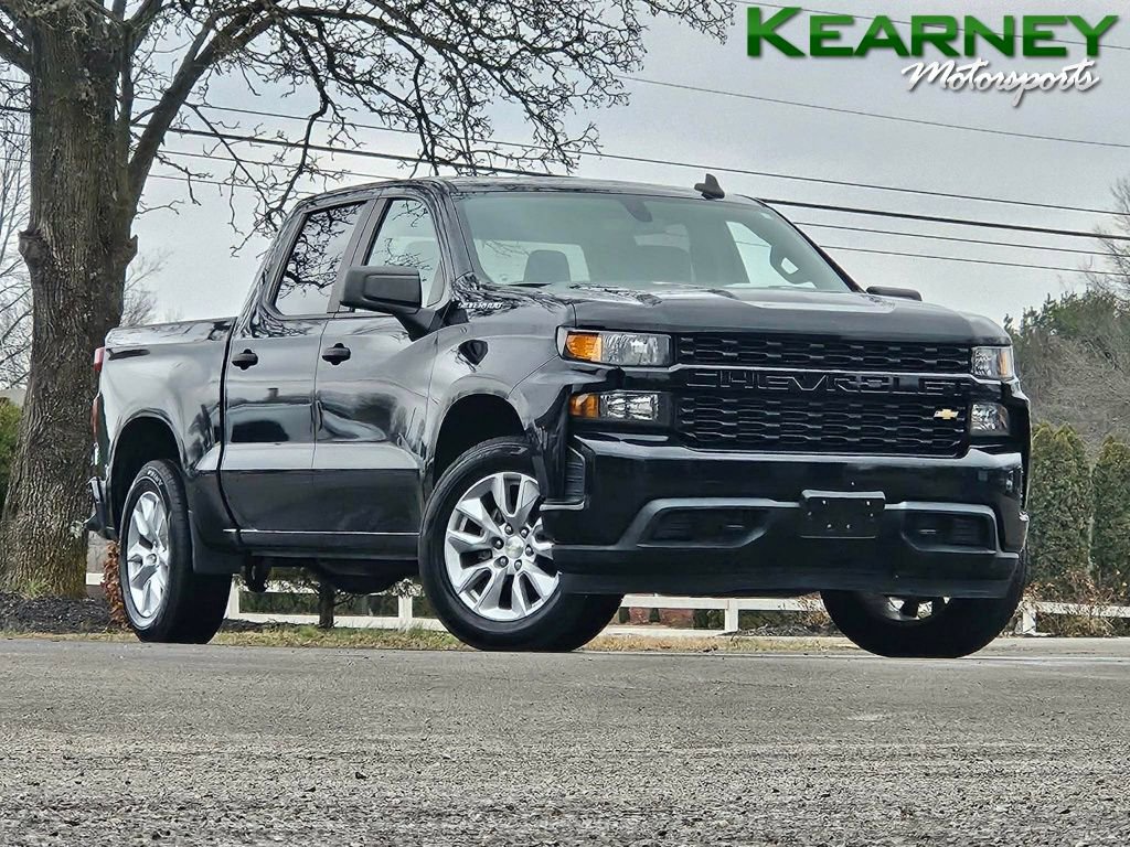 Used 2020 Chevrolet Silverado 1500 Custom w/ Custom Value Package AWD/4WD image 1