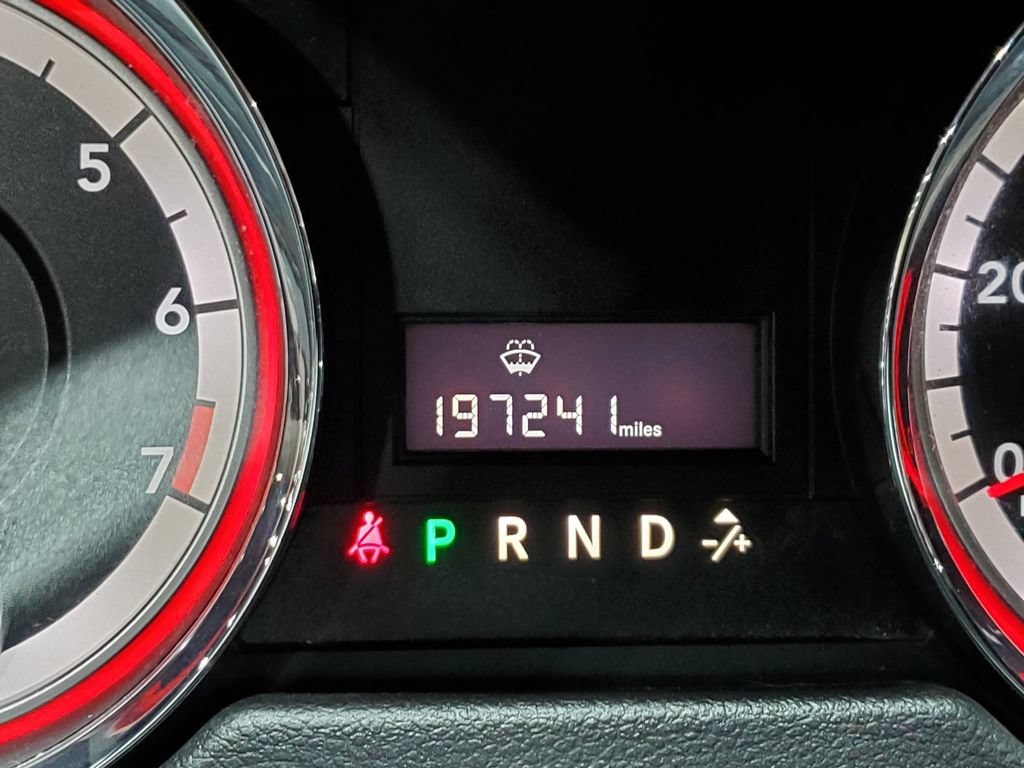 Used 2016 Dodge Grand Caravan SE FWD image 35