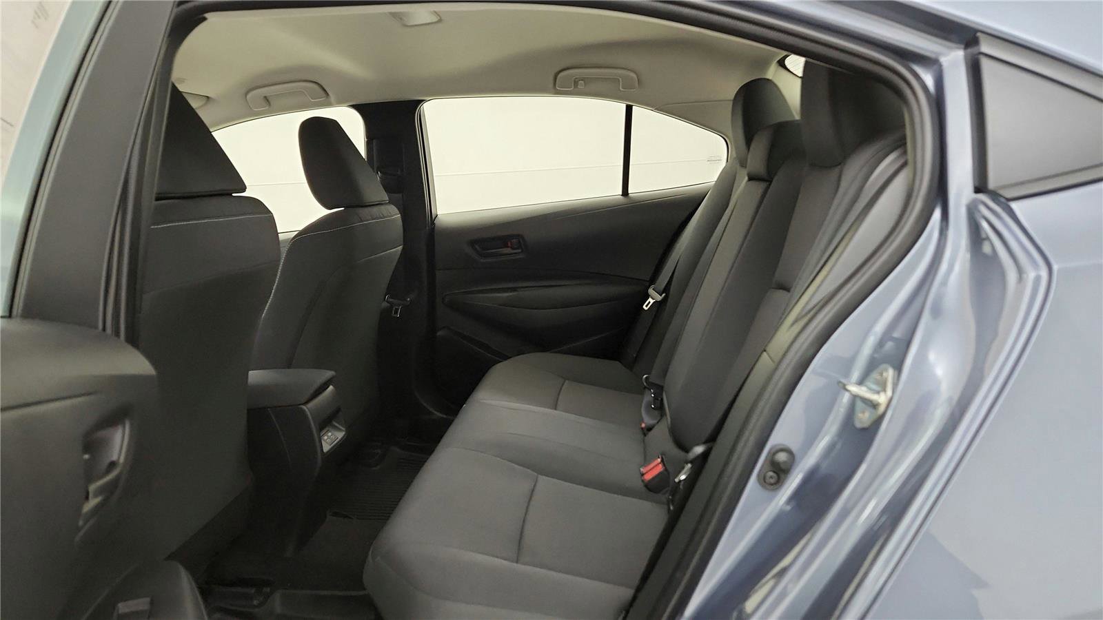 Certified 2024 Toyota Corolla LE image 29