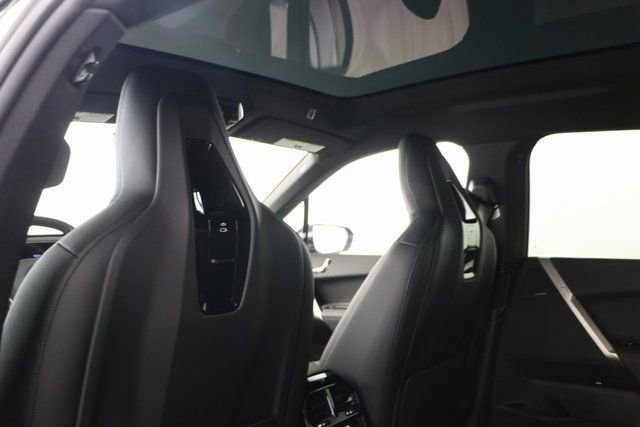 Used 2025 BMW iX xDrive50 image 25